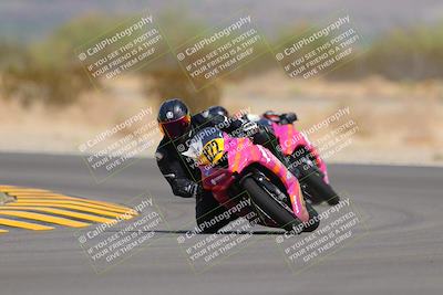 media/Sep-11-2022-SoCal Trackdays (Sun) [[81b7e951af]]/Turn 5 (1110am)/